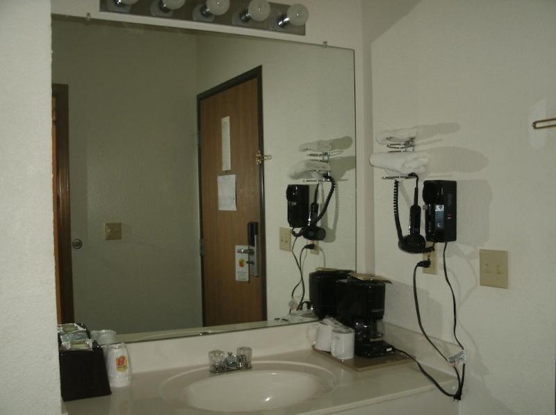 Super 8 By Wyndham Platte City Kansas City Area Exterior photo
